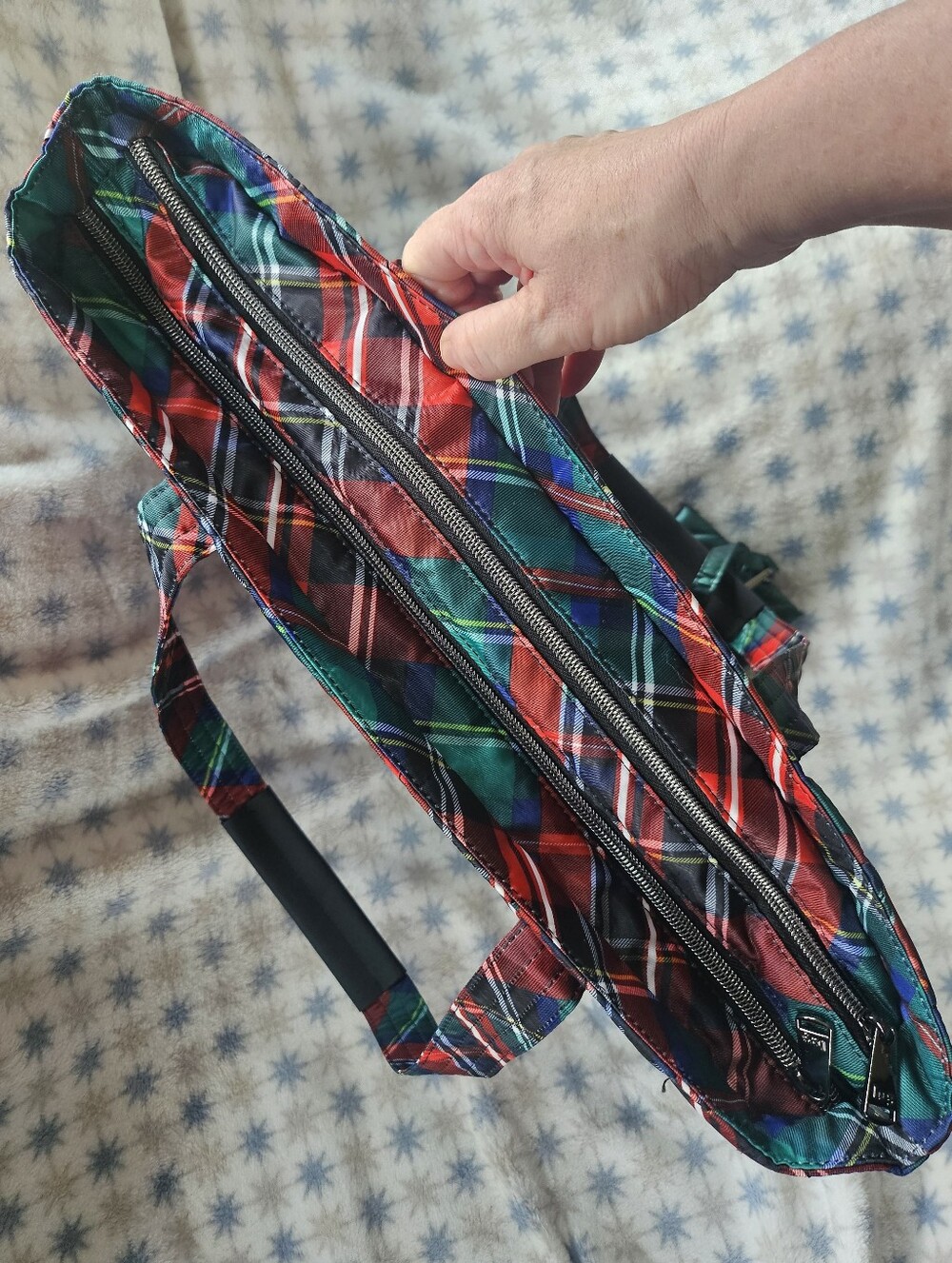NWOT Lug Two Step Tote In Tartan Plaid, Popular Sold-out Print! - Picture 7 of 8